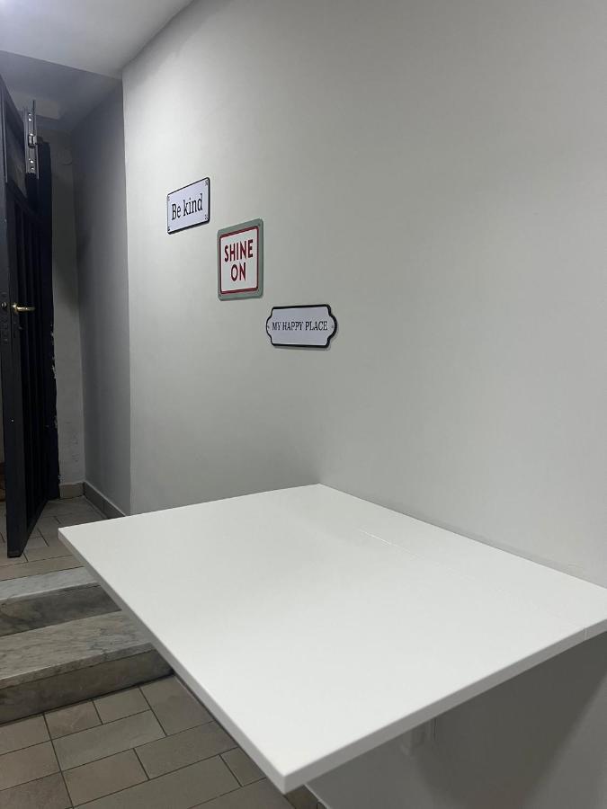 Apartment Carlo III Наполи Екстериор снимка