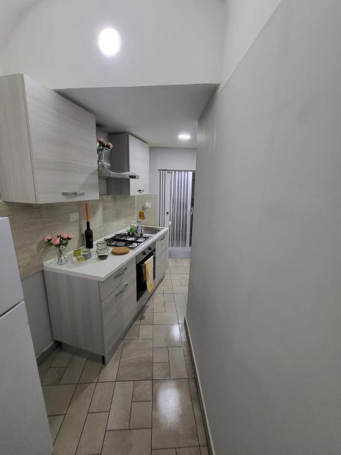 Apartment Carlo III Наполи Екстериор снимка