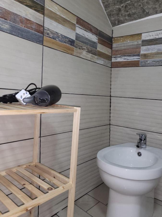 Apartment Carlo III Наполи Екстериор снимка